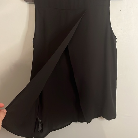 Forever 21 Black Sleeveless Blouse with White Pearl Collar Large - Picture 6 of 7